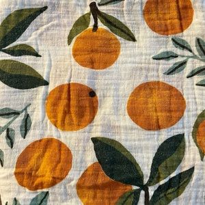 Muslin Swaddle with Oranges